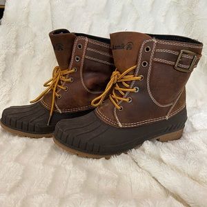 Kamik sz 8 winter boots